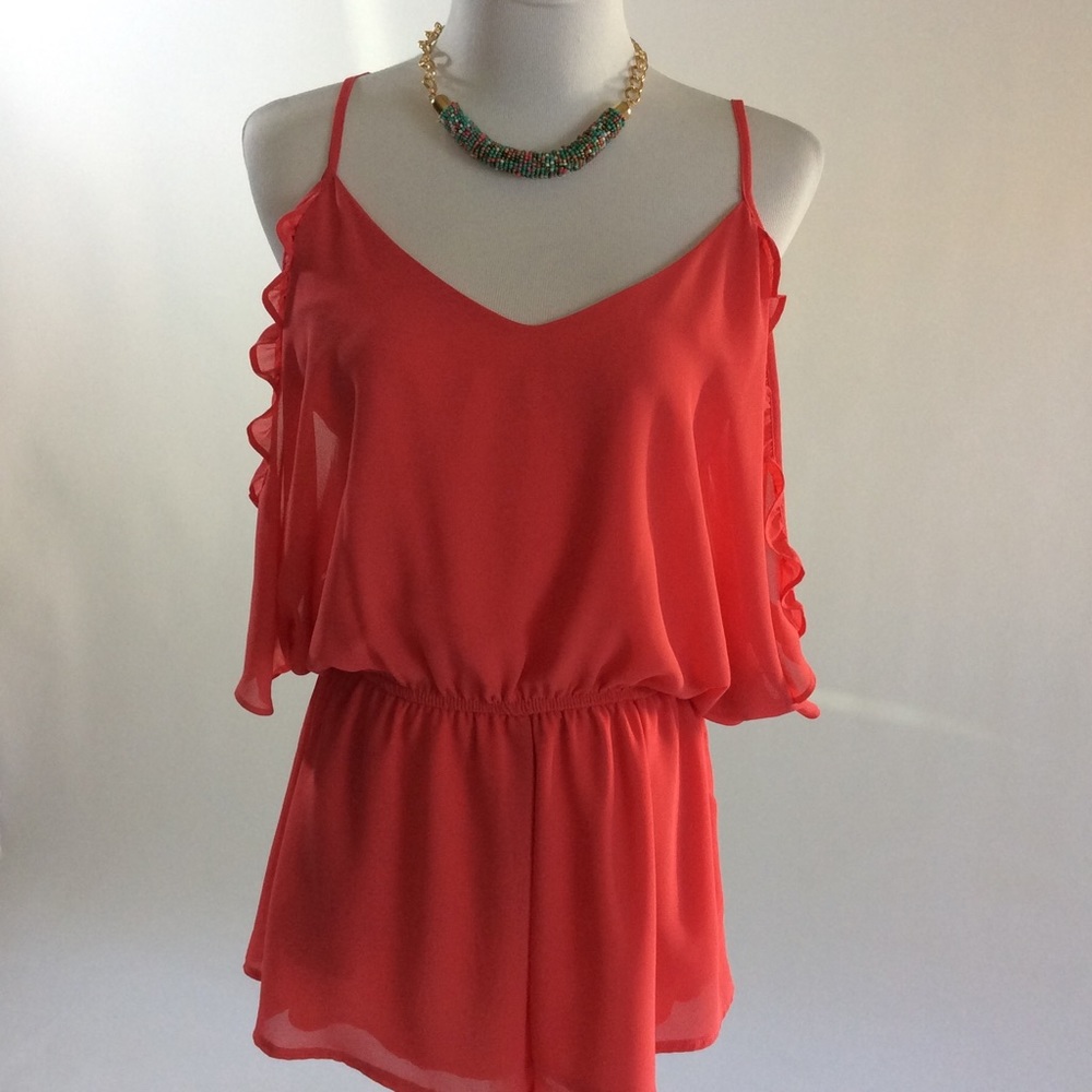 A Beautiful Romper💥💥💥🛍💥💥💥💕💕💕💕💕